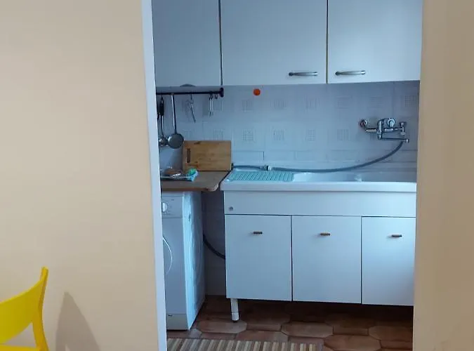 Casa Nel Centro Storico A Loreto, 2 Km Dal Mare